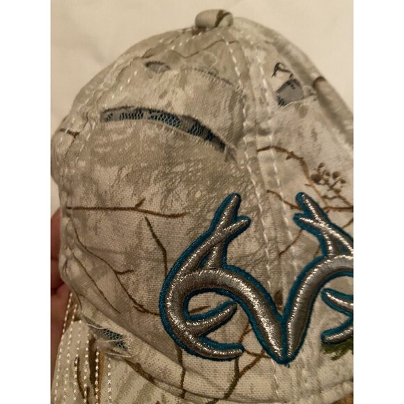 REALTREE Women's Baseball Cap Camo/Teal Stitching Adjustable - Picture 6 of 13
